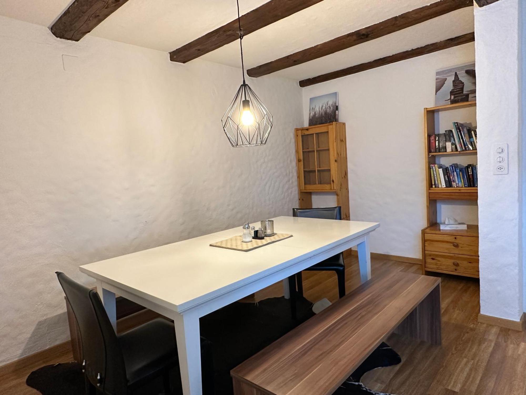 Charmante 3,5 Zimmer Wohnung In Bauernhaus Volketswil Экстерьер фото