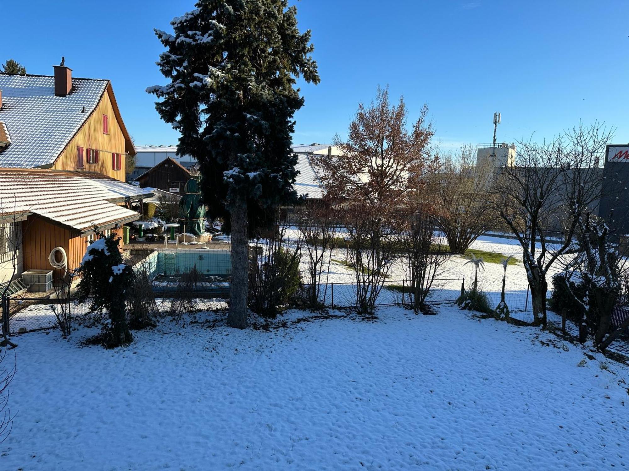 Charmante 3,5 Zimmer Wohnung In Bauernhaus Volketswil Экстерьер фото
